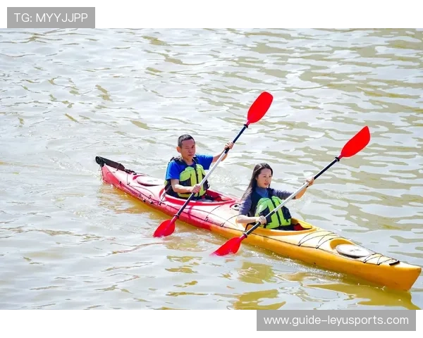 _潮流运动新宠：水上漂流体验火热开启_，水上漂流怎么玩