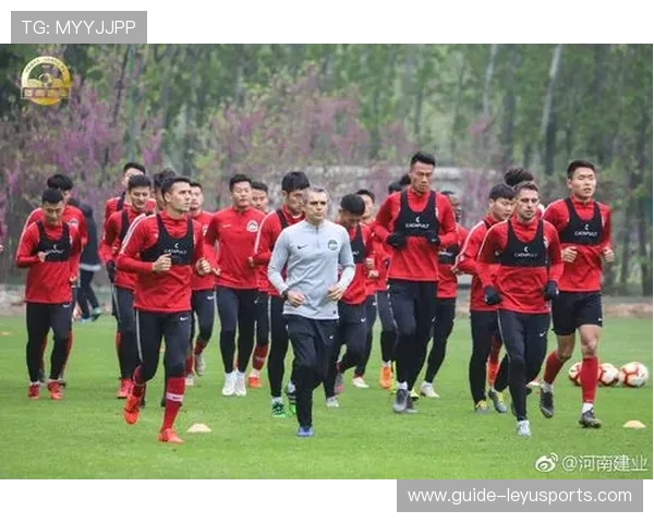 中超赛季中断期球队纷纷前往海外拉练，中超 暂停