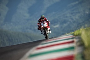 国际短道公开赛：犯规争议引发赛后讨论，2021年国际短道速滑赛事