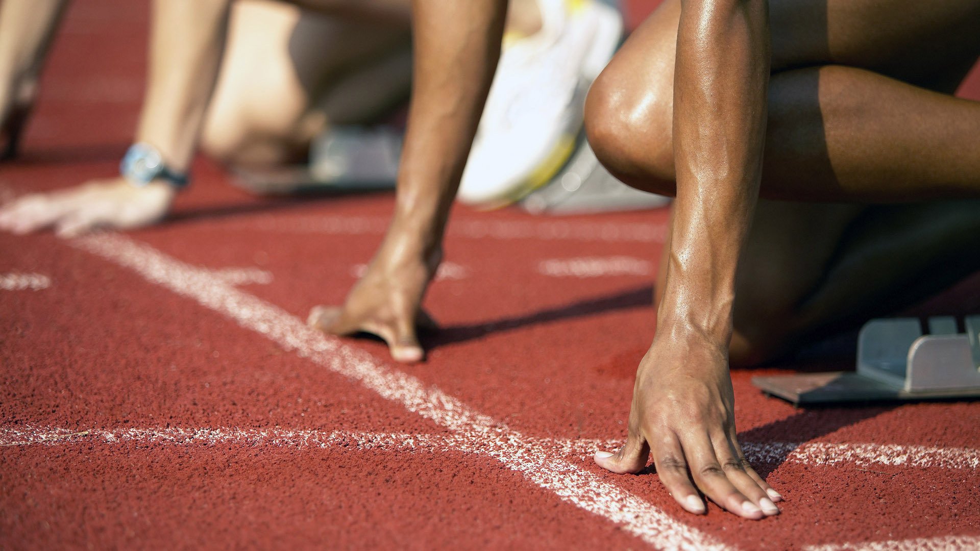 校园足球鼓励学生担任助理教练拓展角色体验，足球队助教是什么意思